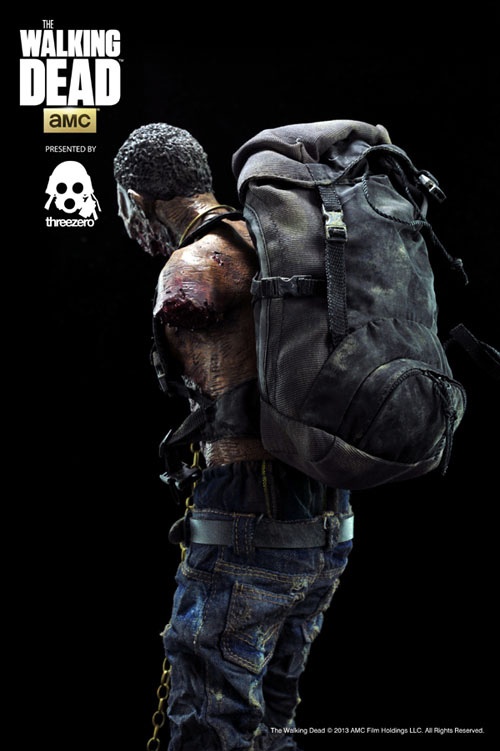 The-Walking-Dead-Pet-Zombies-p06