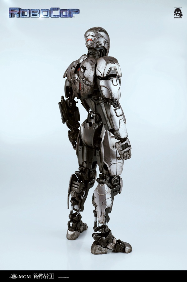 RoboCop-EM-p04